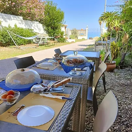 Bed & Breakfast La Casa A Mare