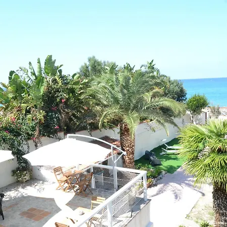 Bed & Breakfast La Casa A Mare