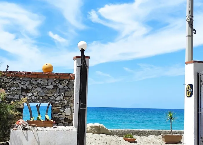 La Casa A Mare Отель типа 