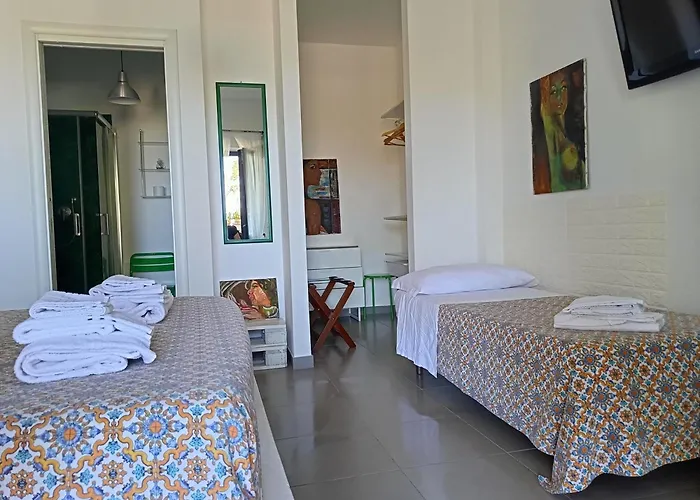 La Casa A Mare Bed & Breakfast 3*